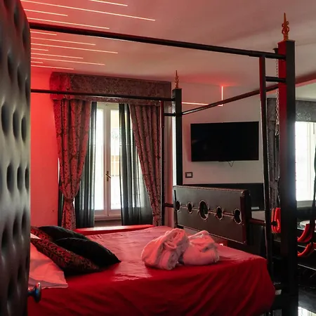 Luxury Bdsm 3*