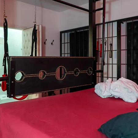 Luxury Bdsm 3*