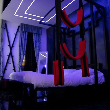 Luxury Bdsm Guest house *