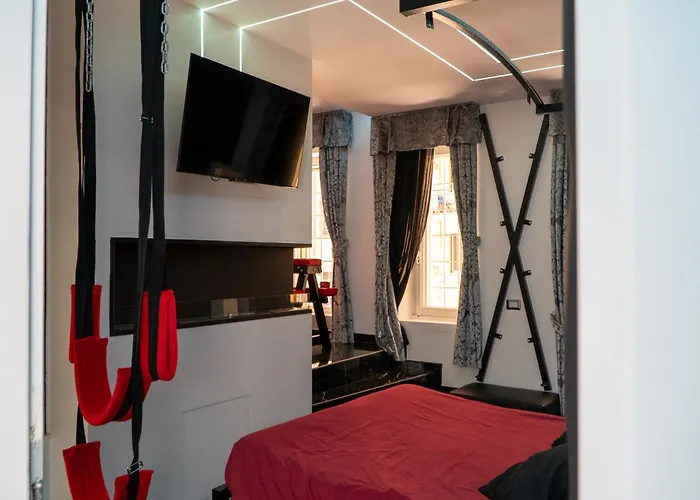 Luxury Bdsm Maison d'hôtes 3*