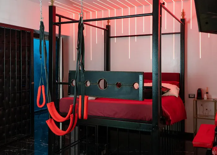 Luxury Bdsm Maison d'hôtes 3*