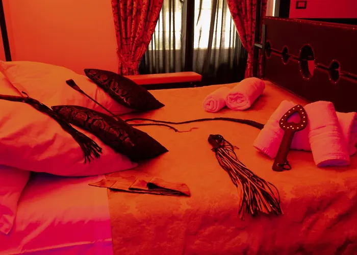 Luxury Bdsm 3* Rome