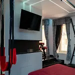 Luxury Bdsm ゲストハウス ローマ